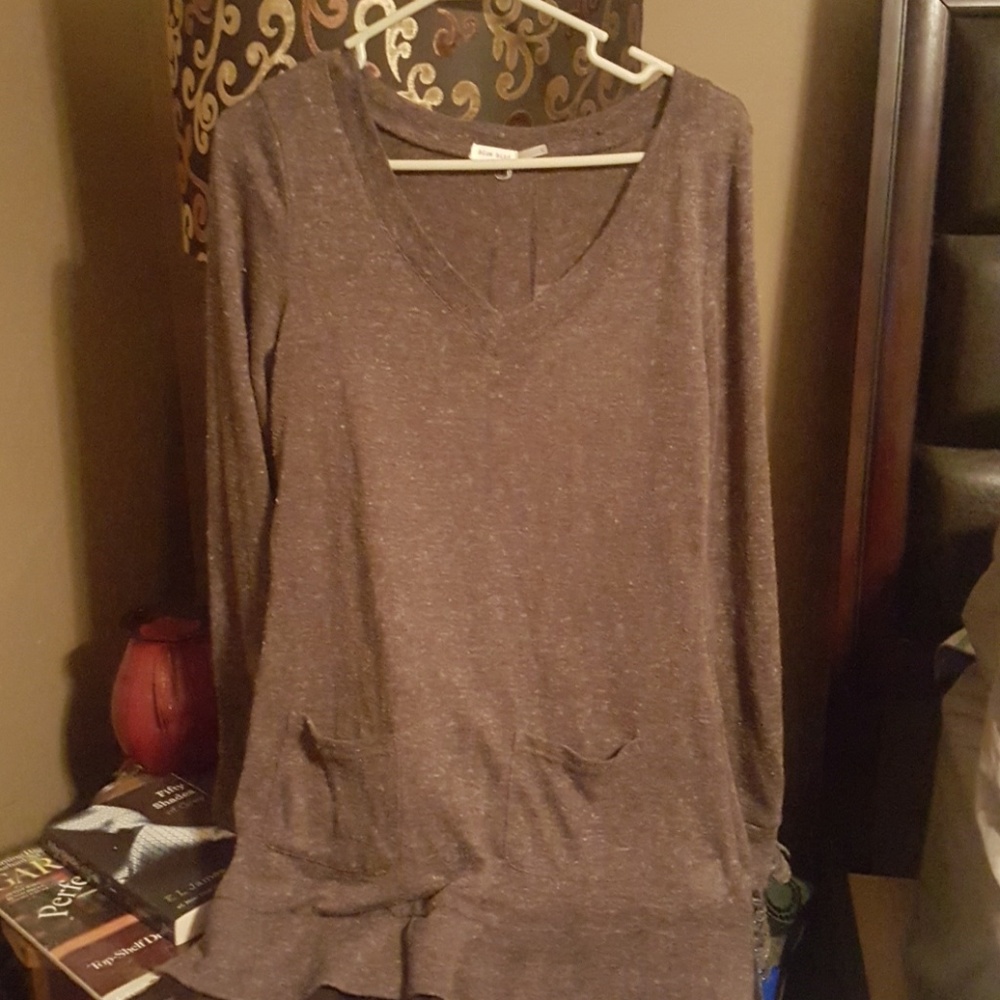 Pull over brown sweater
